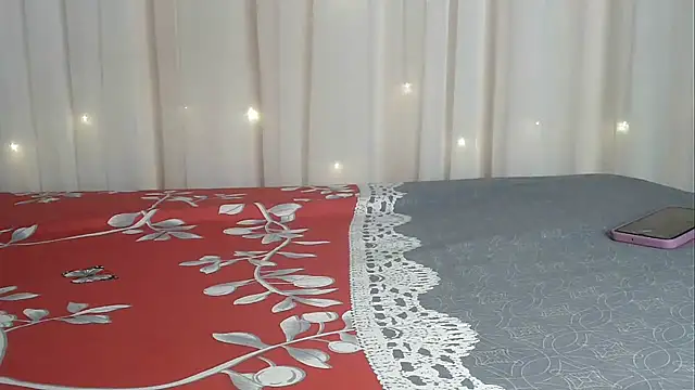 Snapshot of angelainparis28 chatting on November 2025 04:56:02 AM angelainparis28 online show from November 2025 04:56:02 AM