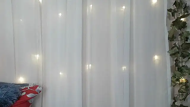 Snapshot of angelainparis28 chatting on November 2025 05:07:02 AM angelainparis28 online show from November 2025 05:07:02 AM