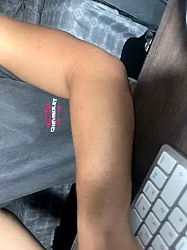 drigoprivaa online show from December 2025 02:50:01 AM