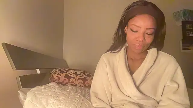 Peachyz69 online show from March 2026 02:28:02 AM