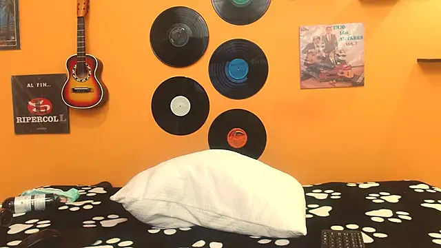 Snapshot of meisevil77 chatting on September 2025 02:50:02 AM meisevil77 online show from September 2025 02:50:02 AM