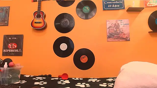 Snapshot of meisevil77 chatting on November 2025 01:49:01 AM meisevil77 online show from November 2025 01:49:01 AM