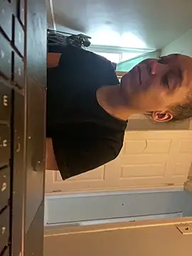 Velvetraexo online show from April 2026 04:49:01 PM