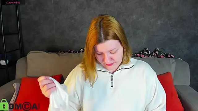 Michele Greenn online show from February 2026 01:04:01 AM