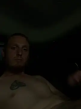 Snapshot of BIGxRED chatting on September 2025 10:16:02 AM BIGxRED online show from September 2025 10:16:02 AM