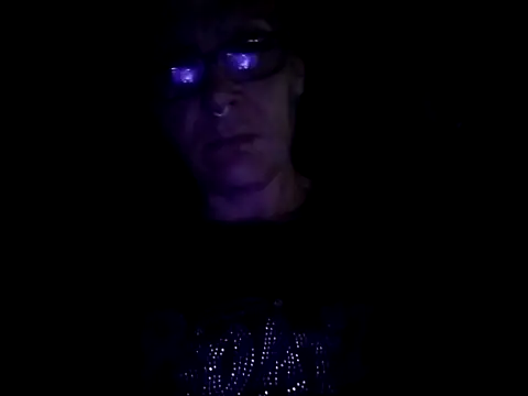 Snapshot of SparklesB1tch chatting on October 2025 04:12:01 AM SparklesB1tch online show from October 2025 04:12:01 AM