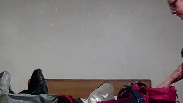 Snapshot of SparklesB1tch chatting on October 2025 02:26:01 AM SparklesB1tch online show from October 2025 02:26:01 AM