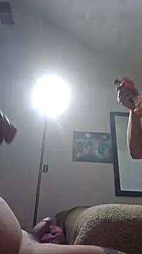 Snapshot of SparklesB1tch chatting on December 2025 11:08:02 AM SparklesB1tch online show from December 2025 11:08:02 AM