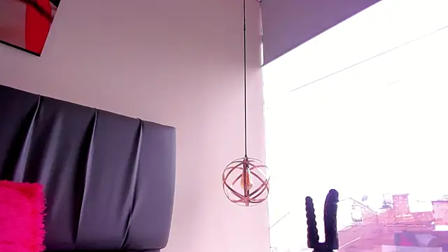 iisabella noa online show from March 2026 12:32:01 PM