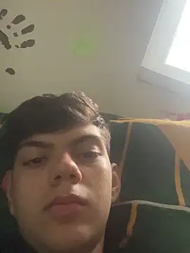 Snapshot of Cos_minn chatting on November 2025 12:05:02 PM Cos minn online show from November 2025 12:05:02 PM