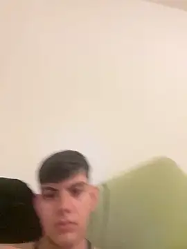 Snapshot of Cos_minn chatting on December 2025 06:58:02 PM Cos minn online show from December 2025 06:58:02 PM