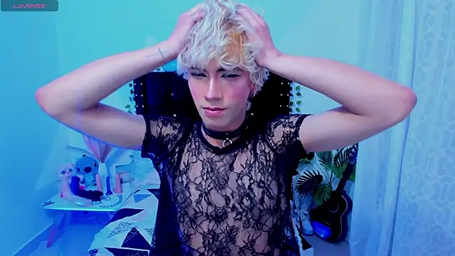 Snapshot of Cooperrosscute233 chatting on November 2025 10:31:02 PM Cooperrosscute233 online show from November 2025 10:31:02 PM