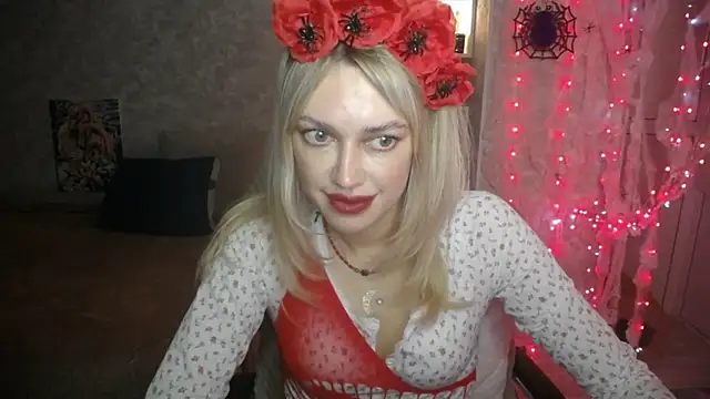 NickyAdamidi online show from October 2025 05:19:01 PM