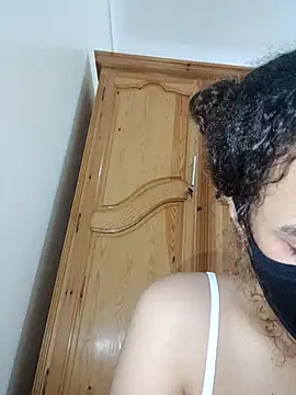 Snapshot of ghadiraa chatting on October 2025 02:21:02 AM ghadiraa online show from October 2025 02:21:02 AM