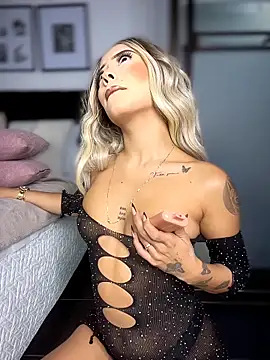 MystiqueXXX online show from February 2026 01:16:01 PM