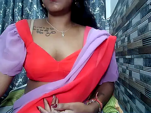 Snapshot of HOT_AARVI11 chatting on October 2025 09:26:02 PM HOT AARVI11 online show from October 2025 09:26:02 PM