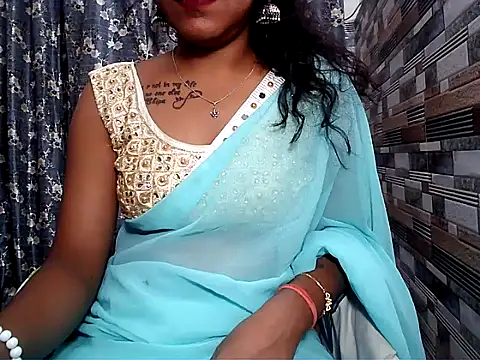 Snapshot of HOT_AARVI11 chatting on November 2025 05:13:01 PM HOT AARVI11 online show from November 2025 05:13:01 PM