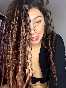 Snapshot of vane_vixen chatting on November 2025 05:01:02 PM vane vixen online show from November 2025 05:01:02 PM