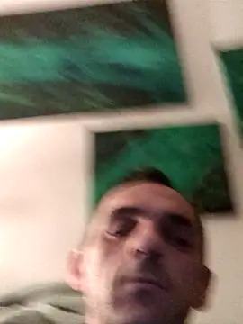 hotmen83 online show from March 2026 10:08:02 AM