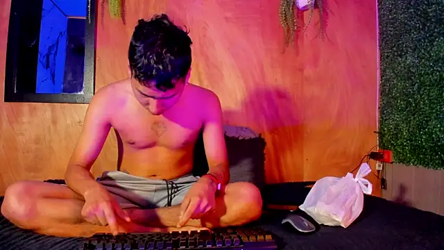 spicy adonhis online show from March 2026 01:18:02 PM