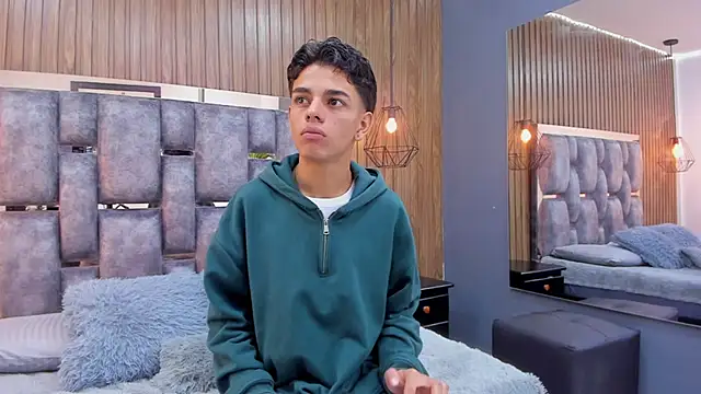 owen  johnson online show from November 2025 12:16:02 PM