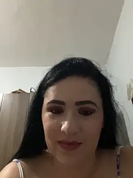Snapshot of IvettSt_ chatting on June 2026 03:54:02 AM IvettSt online show from June 2026 03:54:02 AM