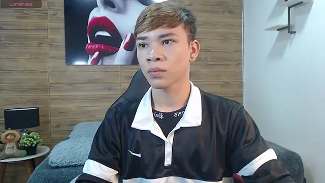 nathanclay online show from March 2026 04:57:01 AM