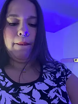 SamanthaDiamonds  online show from November 2025 12:11:01 AM