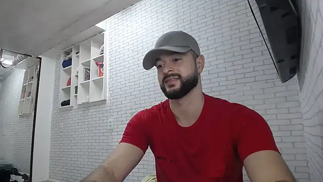 BombeiroHotx online show from July 2026 09:00:01 PM