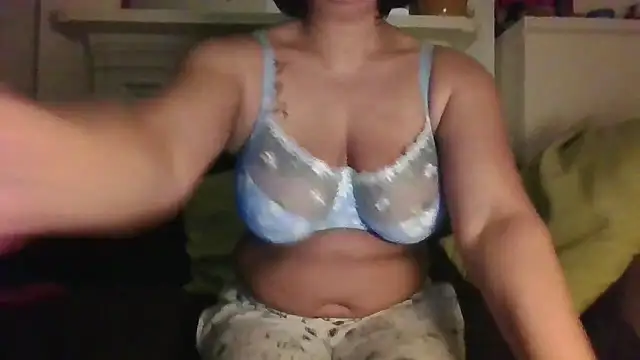 Tara-Kandy online show from February 2026 10:21:01 PM