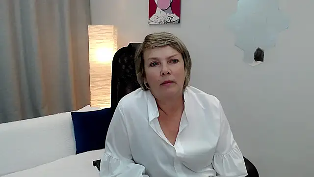 Snapshot of Pion_01 chatting on September 2025 05:01:02 AM Pion 01 online show from September 2025 05:01:02 AM