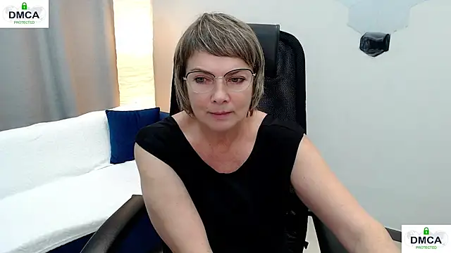 Snapshot of Pion_01 chatting on November 2025 07:36:02 AM Pion 01 online show from November 2025 07:36:02 AM