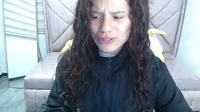 Velvet Moon V online show from September 2025 01:02:01 PM