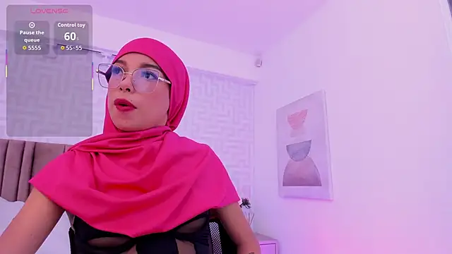 naishaa  online show from March 2026 07:10:01 PM