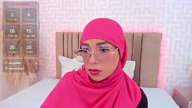 Snapshot of naishaa_ chatting on June 2026 05:15:02 PM naishaa online show from June 2026 05:15:02 PM