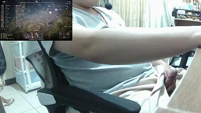 Snapshot of chuck00095 chatting on March 2026 01:17:02 PM chuck00095 online show from March 2026 01:17:02 PM