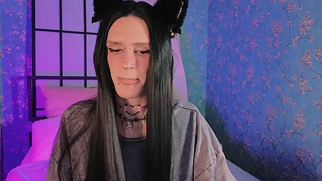 madi snow online show from February 2026 05:18:02 AM