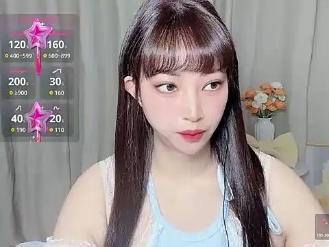 Snapshot of Triumph-10 chatting on May 2026 08:17:01 PM Triumph-10 online show from May 2026 08:17:01 PM