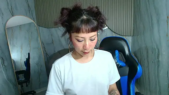 valentina r  online show from January 2026 02:49:02 AM