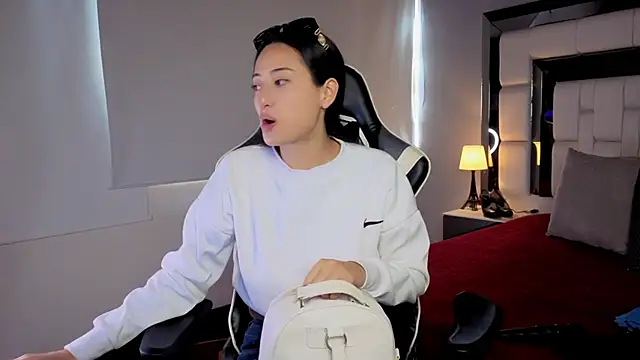 Adhara7 online show from February 2026 08:57:02 PM