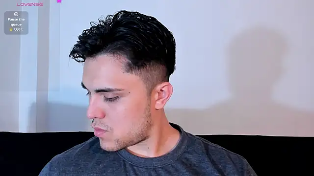 Snapshot of jasonxd9898 chatting on November 2025 01:04:02 AM jasonxd9898 online show from November 2025 01:04:02 AM