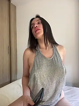 karinasantos  online show from March 2026 03:39:02 PM