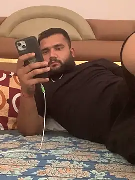 Snapshot of amitsharma7868 chatting on May 2026 09:04:02 AM amitsharma7868 online show from May 2026 09:04:02 AM