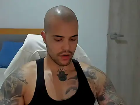 PandacX online show from April 2026 10:54:02 PM