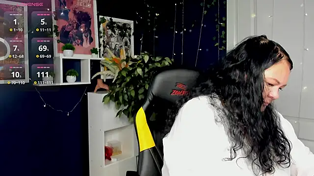 Snapshot of sandra_jackson chatting on June 2026 03:25:01 AM sandra jackson online show from June 2026 03:25:01 AM