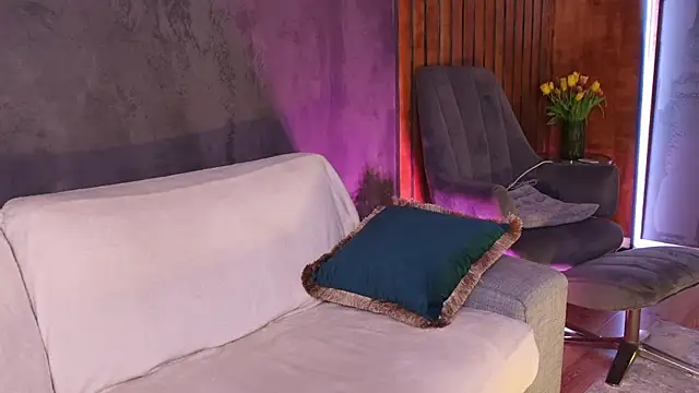 QueenMarX online show from April 2026 03:34:02 PM