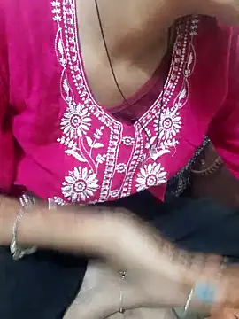 Naira-Tripathi online show from October 2025 05:54:02 AM