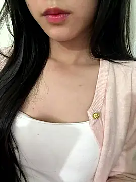 Snapshot of Desi_sara chatting on January 2026 03:44:02 AM Desi sara online show from January 2026 03:44:02 AM