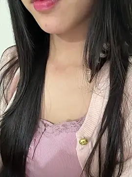 Snapshot of Desi_sara chatting on February 2026 03:05:01 PM Desi sara online show from February 2026 03:05:01 PM