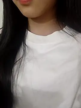 Snapshot of Desi_sara chatting on February 2026 02:43:02 PM Desi sara online show from February 2026 02:43:02 PM